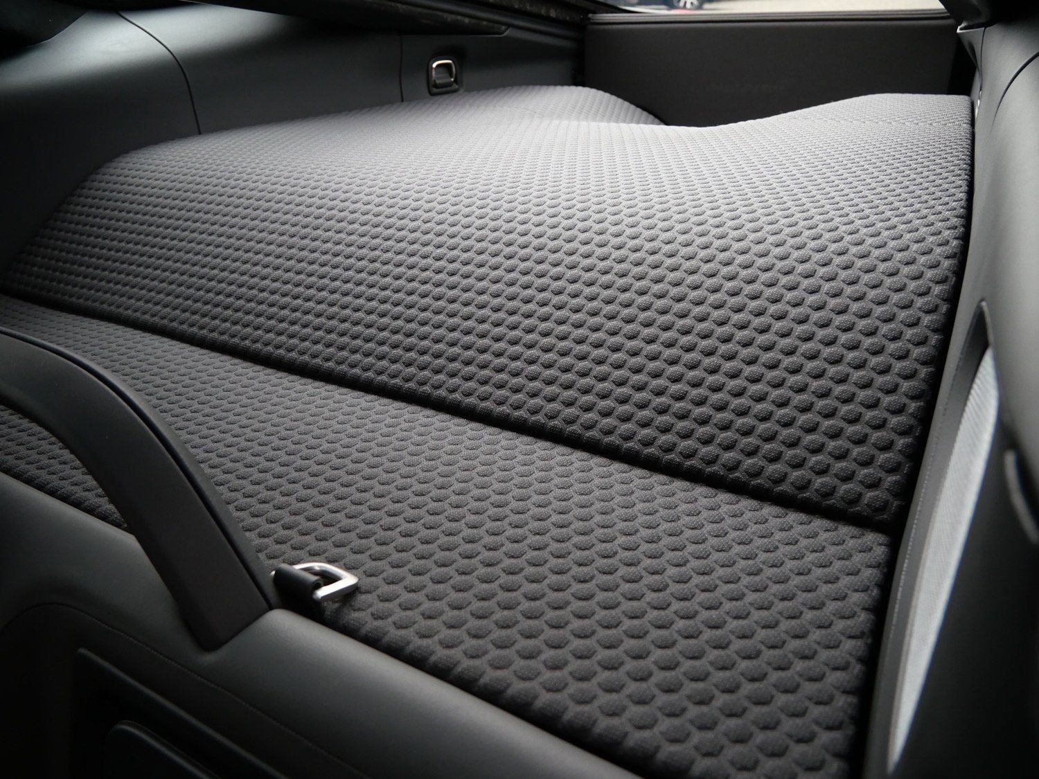 Used 2022 McLaren GT image 24
