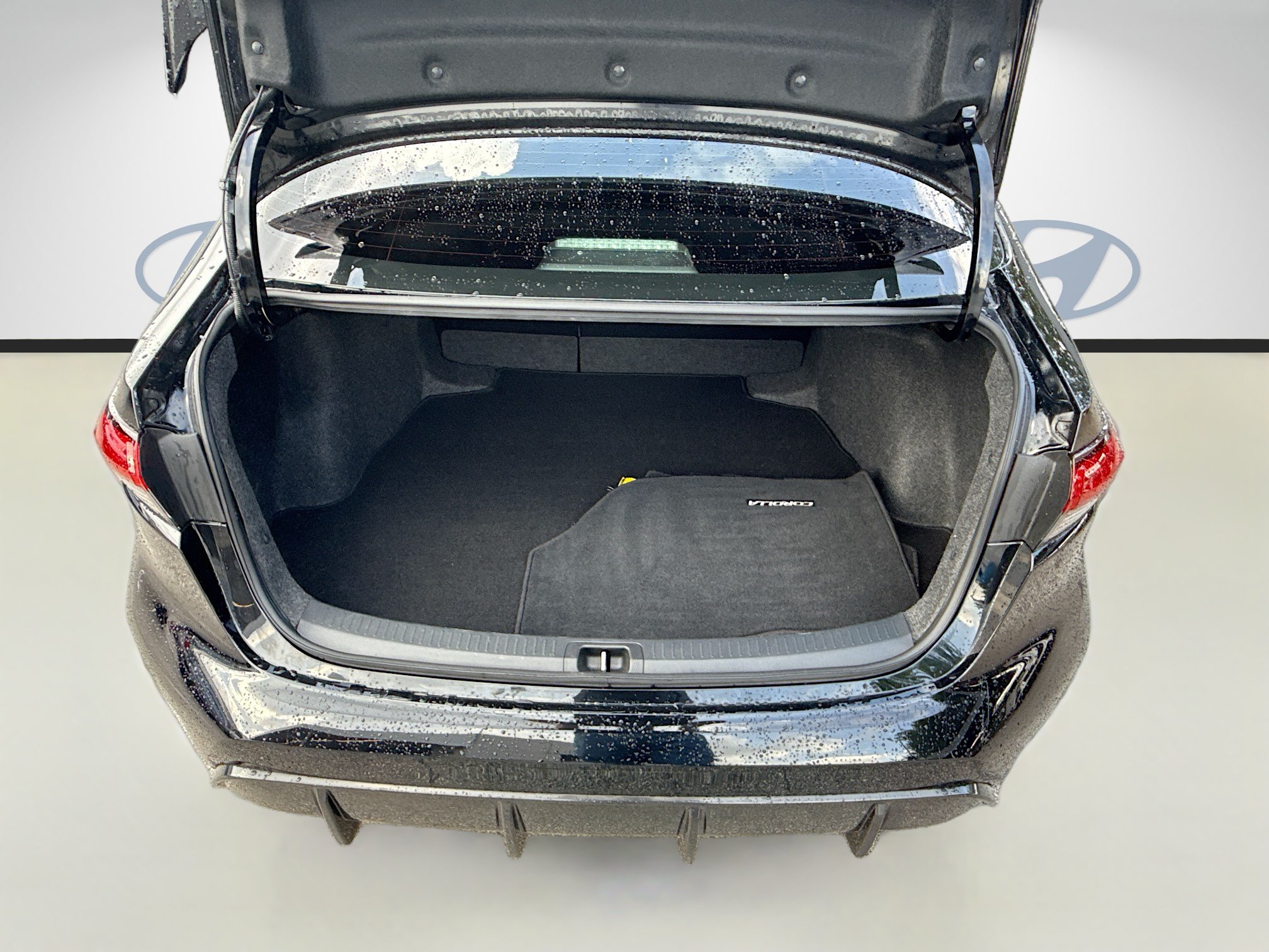 Used 2025 Toyota Corolla FX w/ Convenience Package FWD image 23