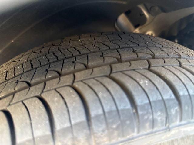 Certified 2026 Hyundai Venue SEL FWD image 28