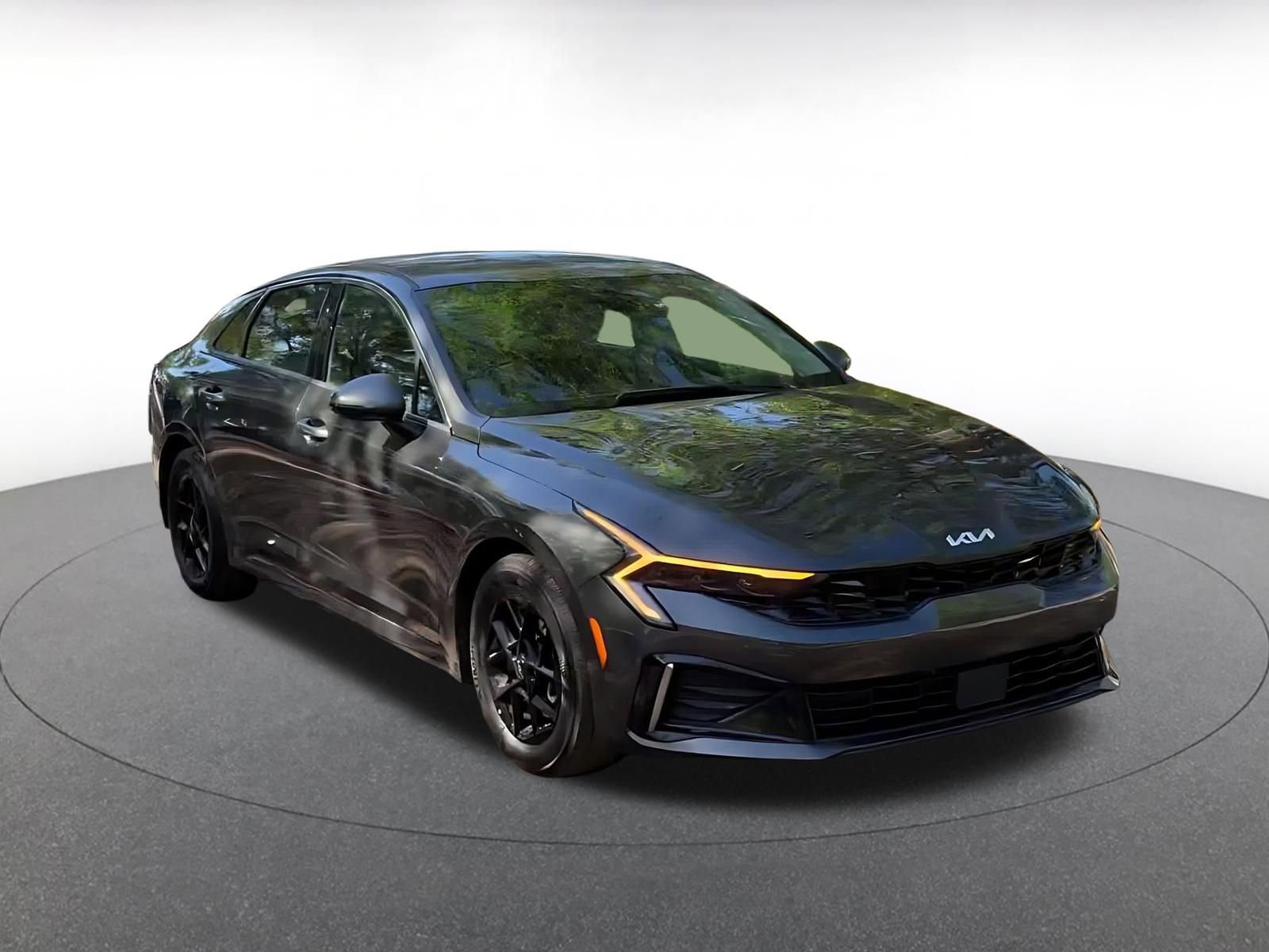 Used 2025 Kia K5 LXS image 3