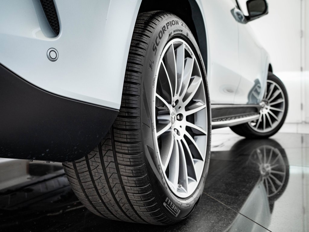 Certified 2025 Mercedes-Benz GLE 350 4MATIC image 50