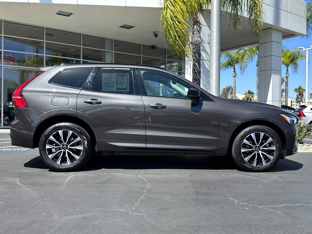 Certified 2025 Volvo XC60 B5 Core AWD/4WD image 6