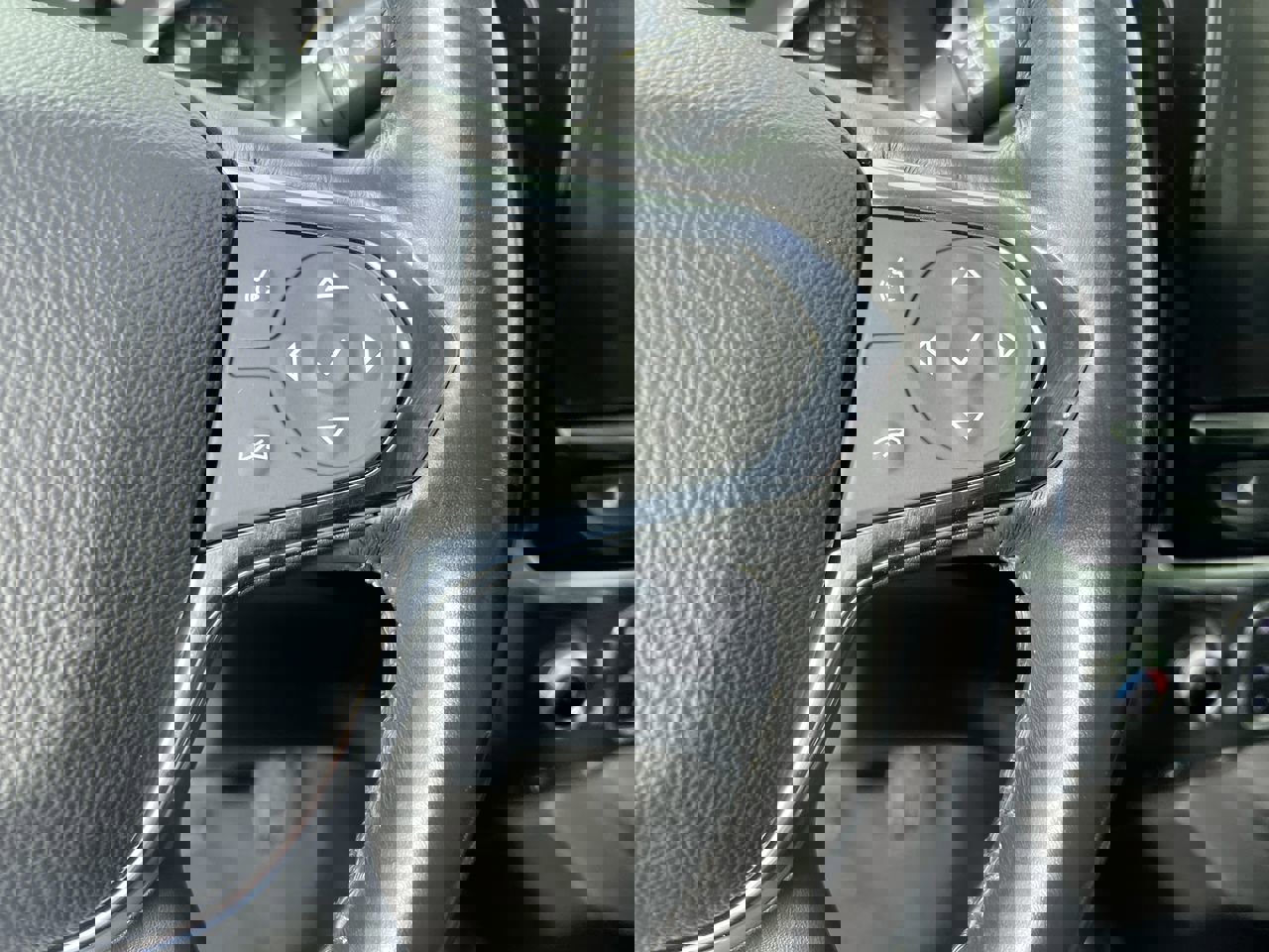 Used 2019 Chevrolet Traverse LT w/ LPO, Floor Liner Package image 19