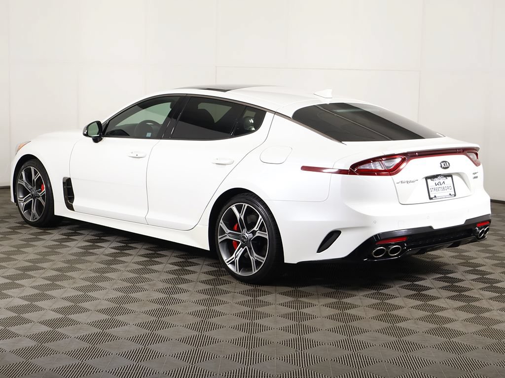 Used 2019 Kia Stinger GT2 AWD/4WD image 15