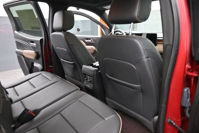 Used 2026 GMC Canyon Denali AWD/4WD image 16