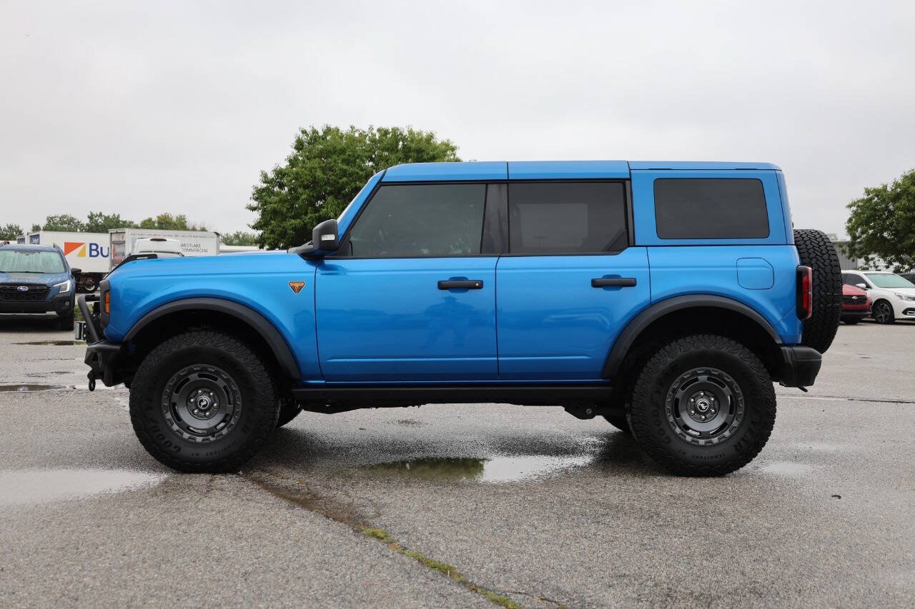 Used 2025 Ford Bronco Badlands AWD/4WD image 8