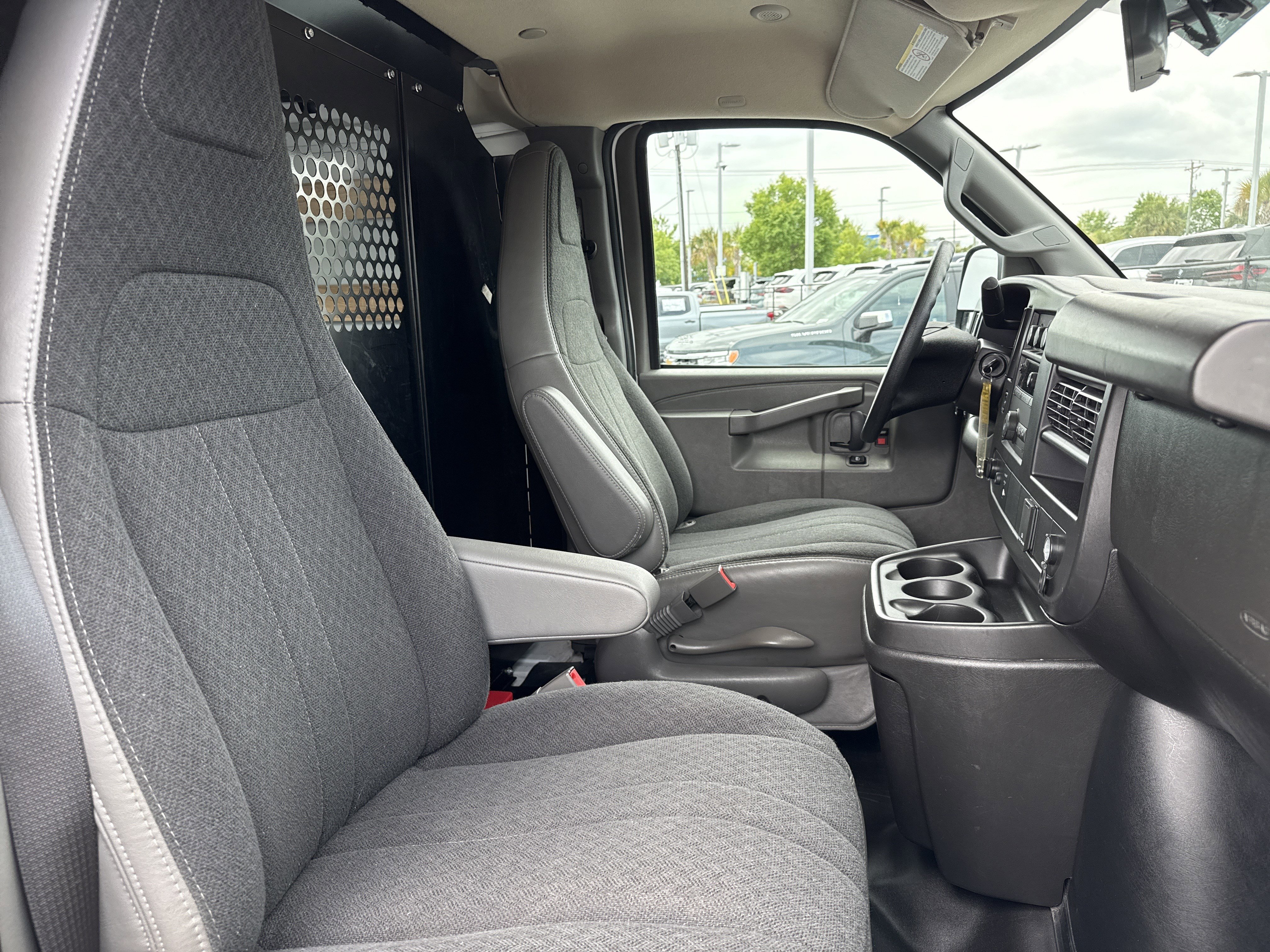 Used 2024 GMC Savana 2500 w/ Driver Convenience Package RWD image 31