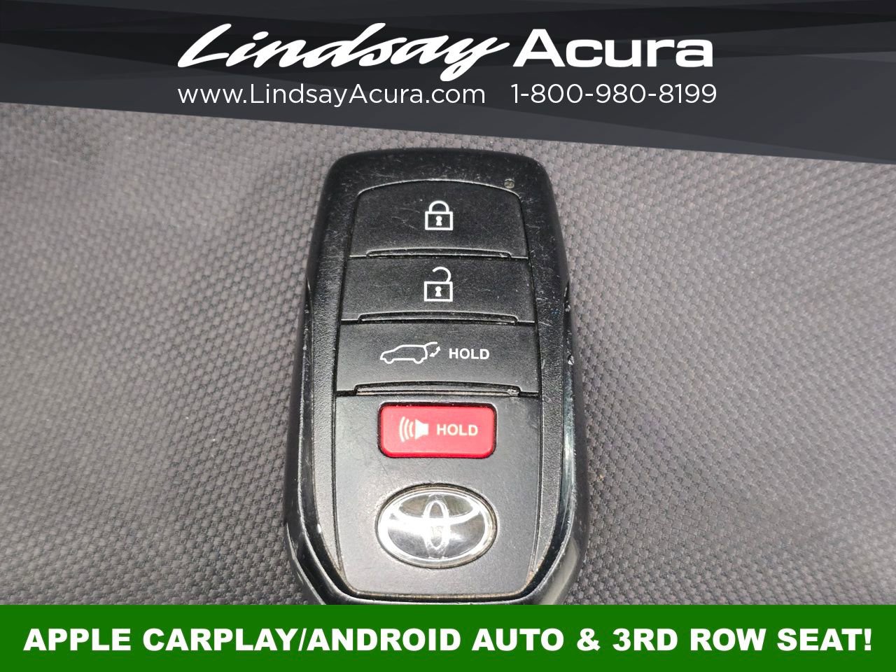 Used 2024 Toyota Highlander LE FWD image 22