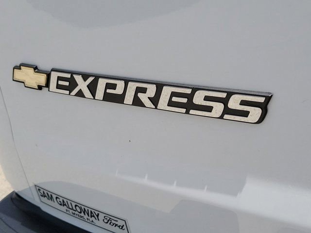 Used 2024 Chevrolet Express 2500 w/ Driver Convenience Package RWD image 10