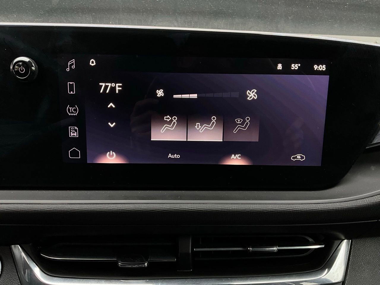 Used 2025 Buick Envista Preferred image 29