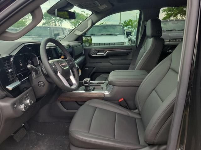 New 2026 GMC Sierra 1500 SLT w/ SLT Premium Package RWD image 7