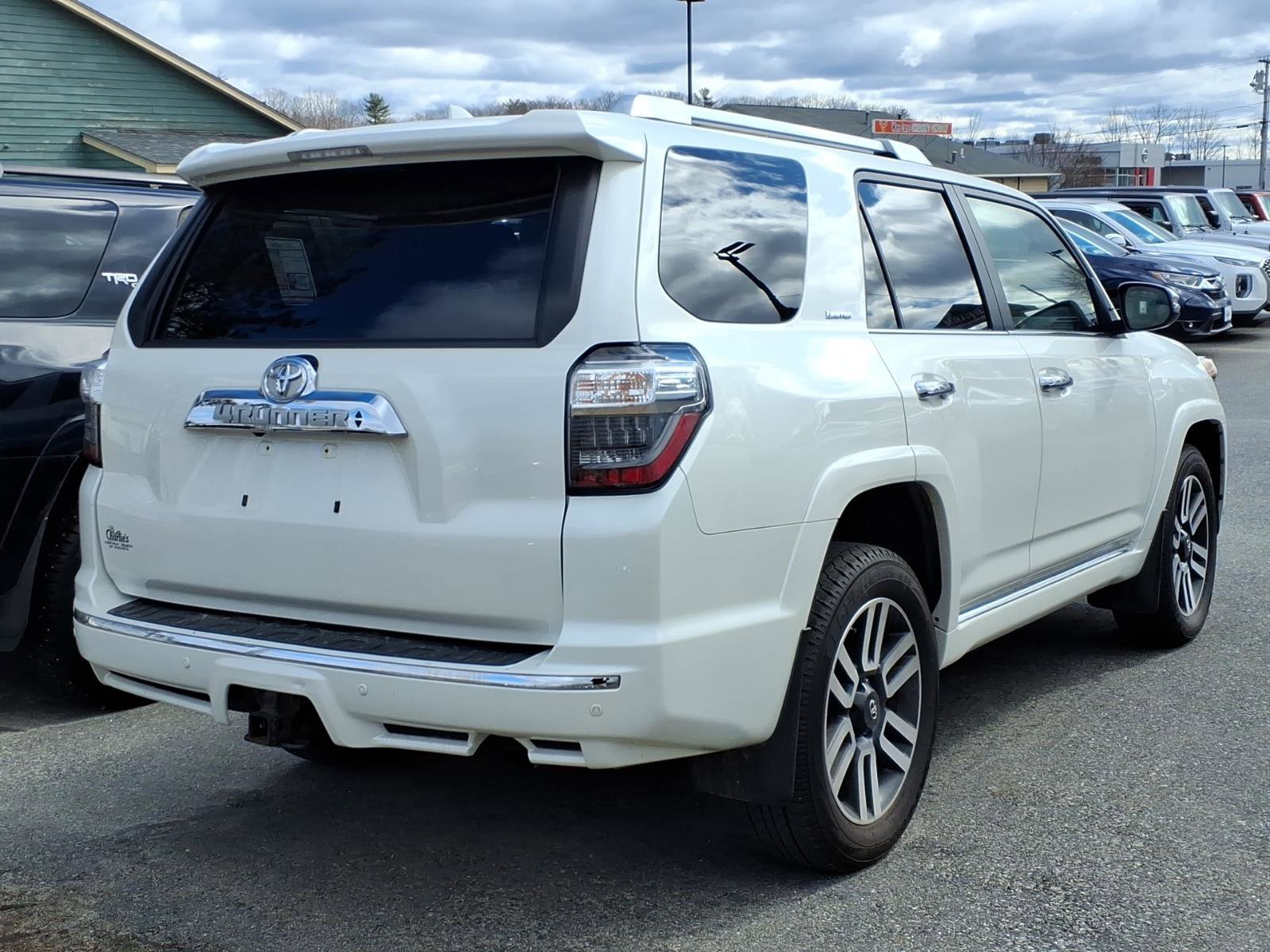Used 2020 Toyota 4Runner Limited image 4