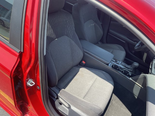 Used 2025 Toyota Camry LE FWD image 40