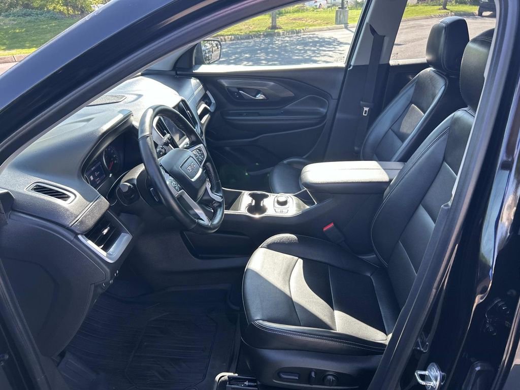 Used 2023 GMC Terrain SLT w/ Infotainment Package II AWD/4WD image 22