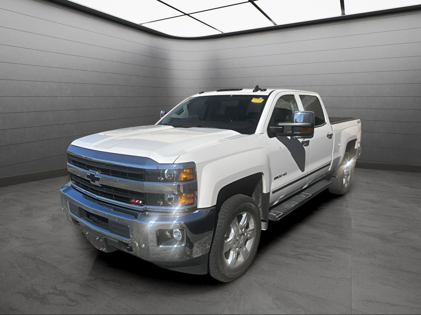 Used 2018 Chevrolet Silverado 2500 LTZ w/ LTZ Plus Package image 8