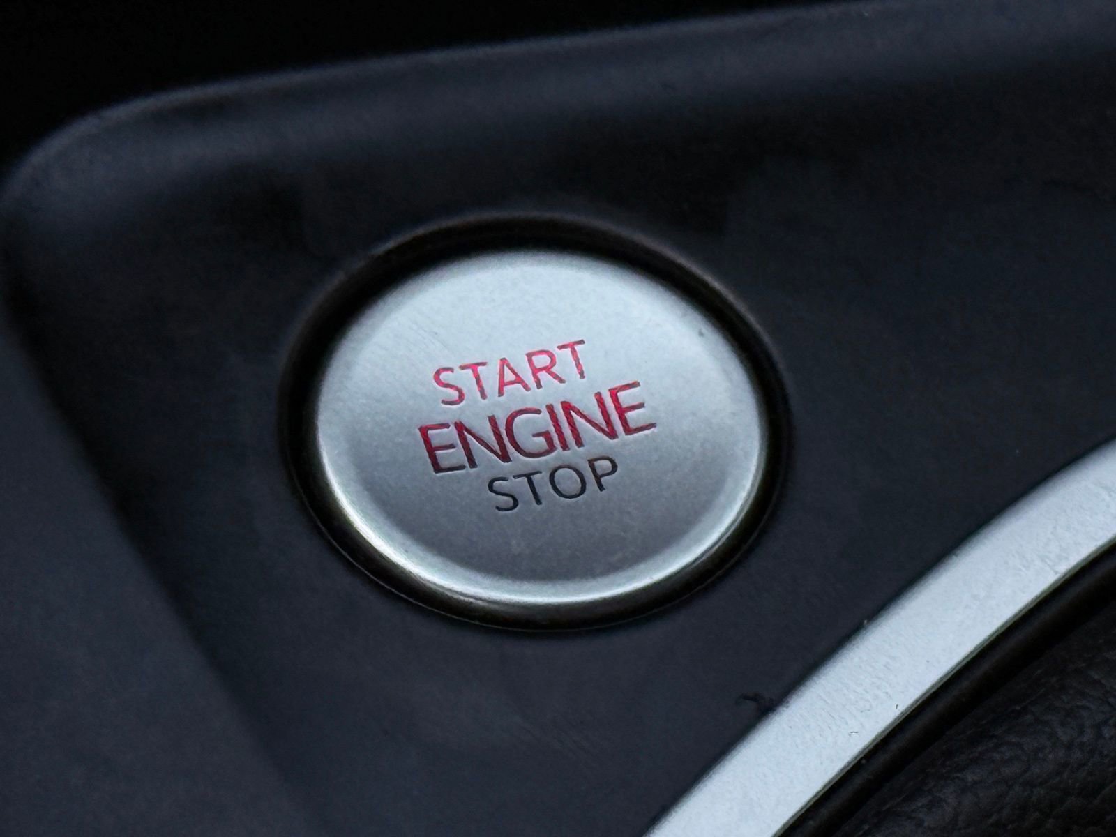 Used 2022 Volkswagen GTI Autobahn FWD image 29