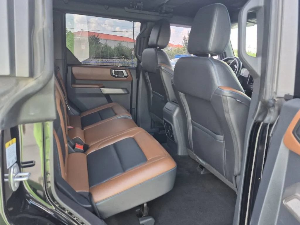 Used 2022 Ford Bronco Outer Banks w/ Sasquatch Package AWD/4WD image 20