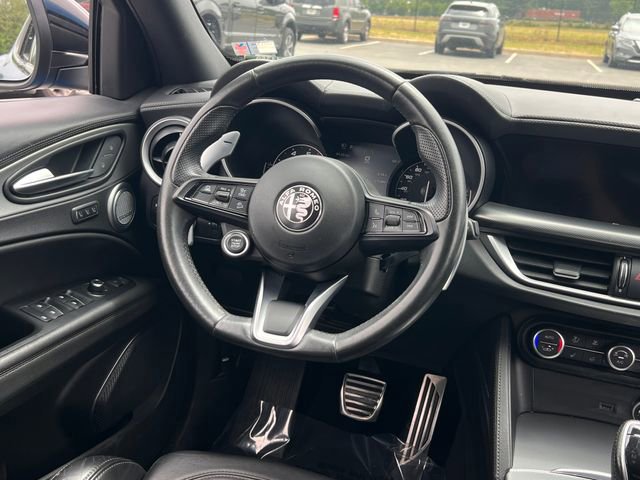 Used 2022 Alfa Romeo Stelvio Veloce AWD/4WD image 18