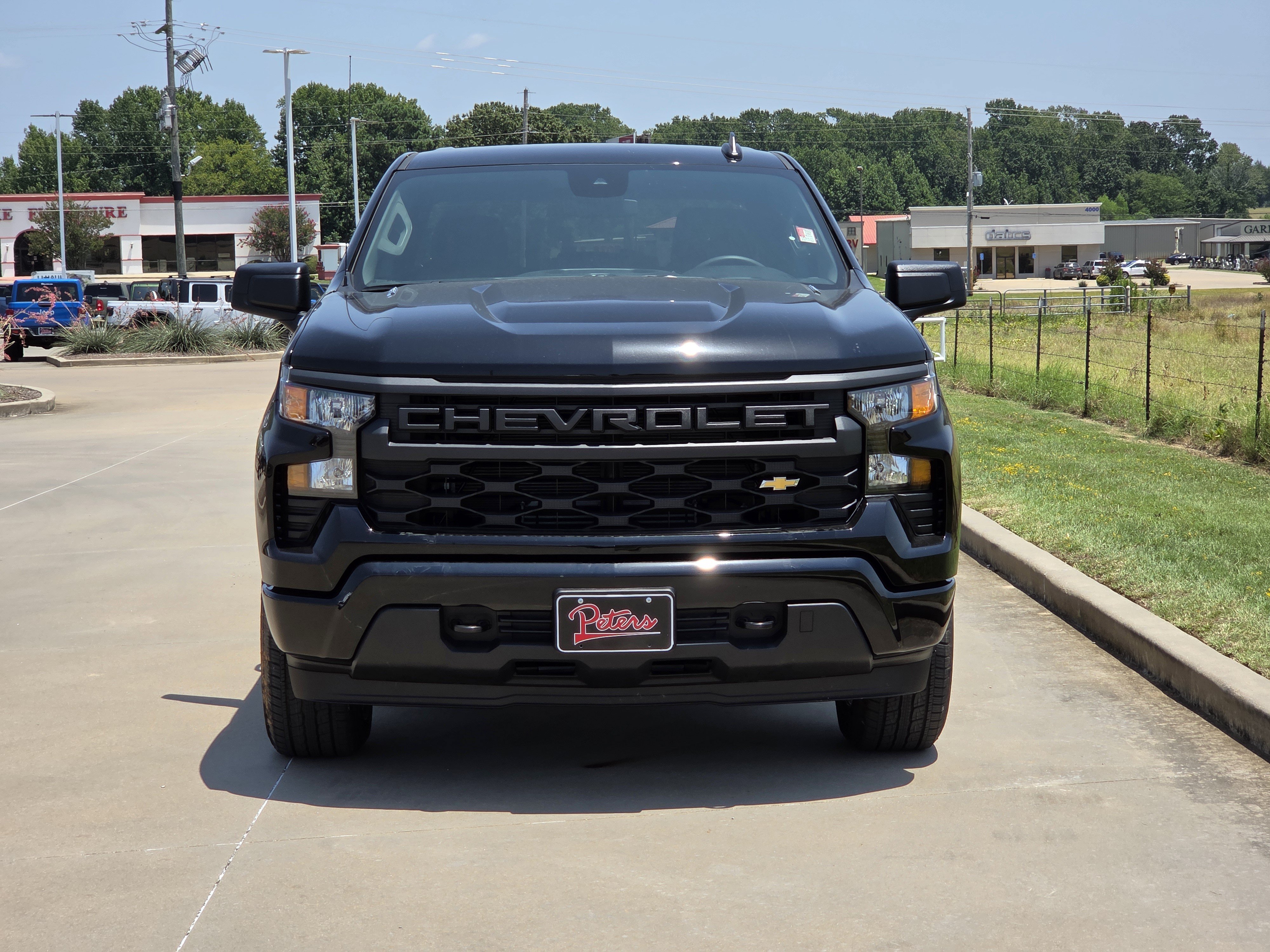 New 2026 Chevrolet Silverado 1500 Custom AWD/4WD image 2