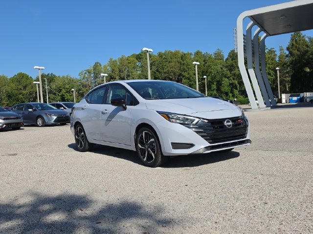 Certified 2025 Nissan Versa SR FWD image 2
