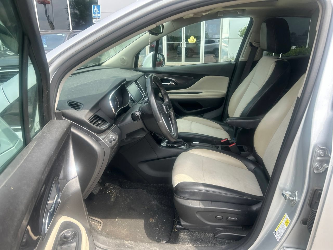 Used 2020 Buick Encore Preferred w/ Safety Package FWD image 11