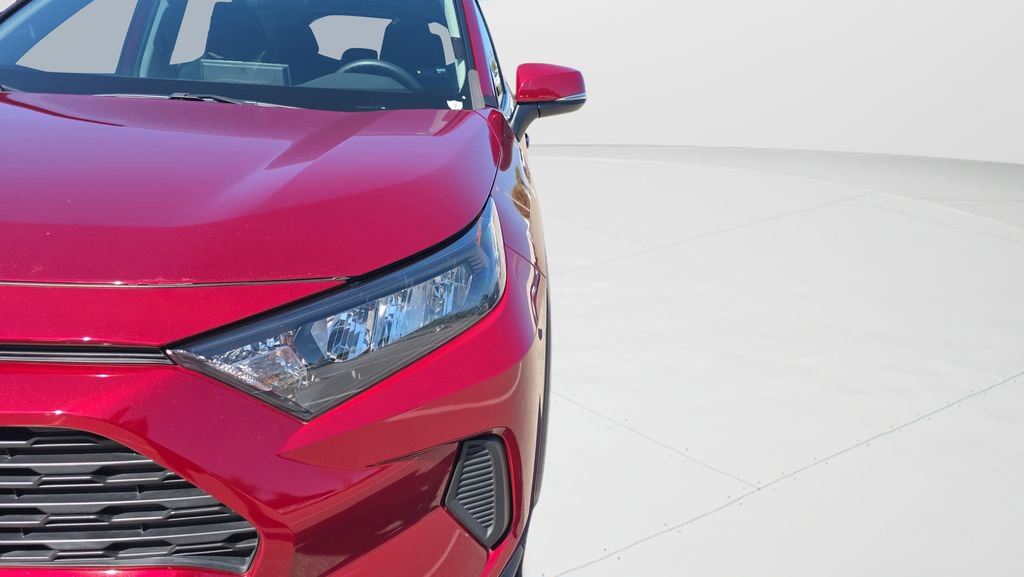 Certified 2022 Toyota RAV4 LE FWD image 24