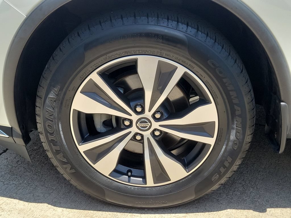 Used 2019 Nissan Murano S FWD image 11