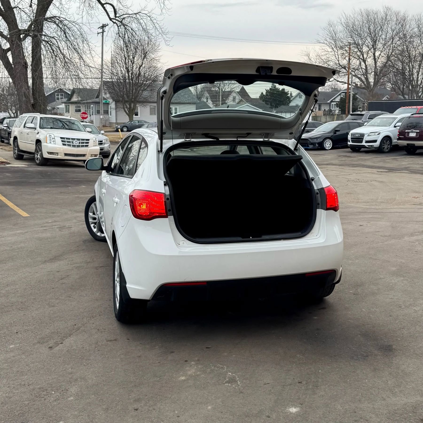 Used 2012 Kia Forte EX image 21