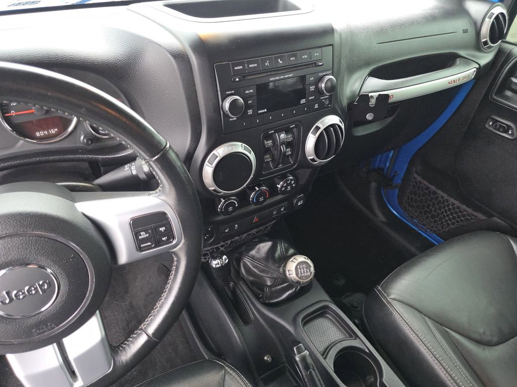 Used 2016 Jeep Wrangler Unlimited Rubicon image 22