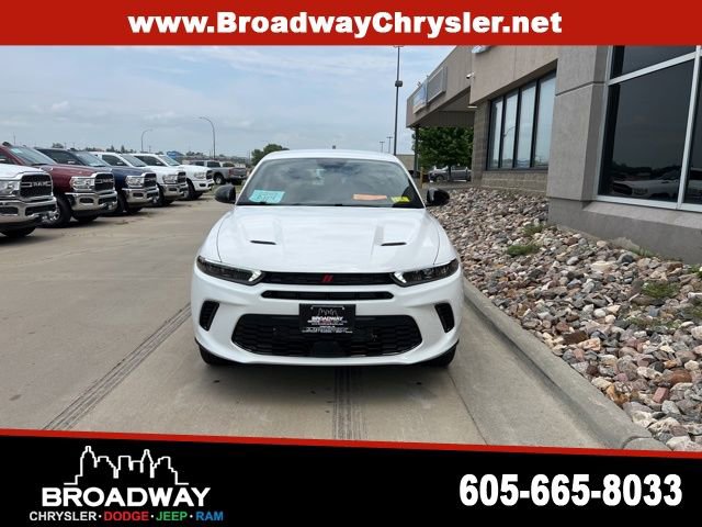 Used 2024 Dodge Hornet GT w/ GT Blacktop Package image 2