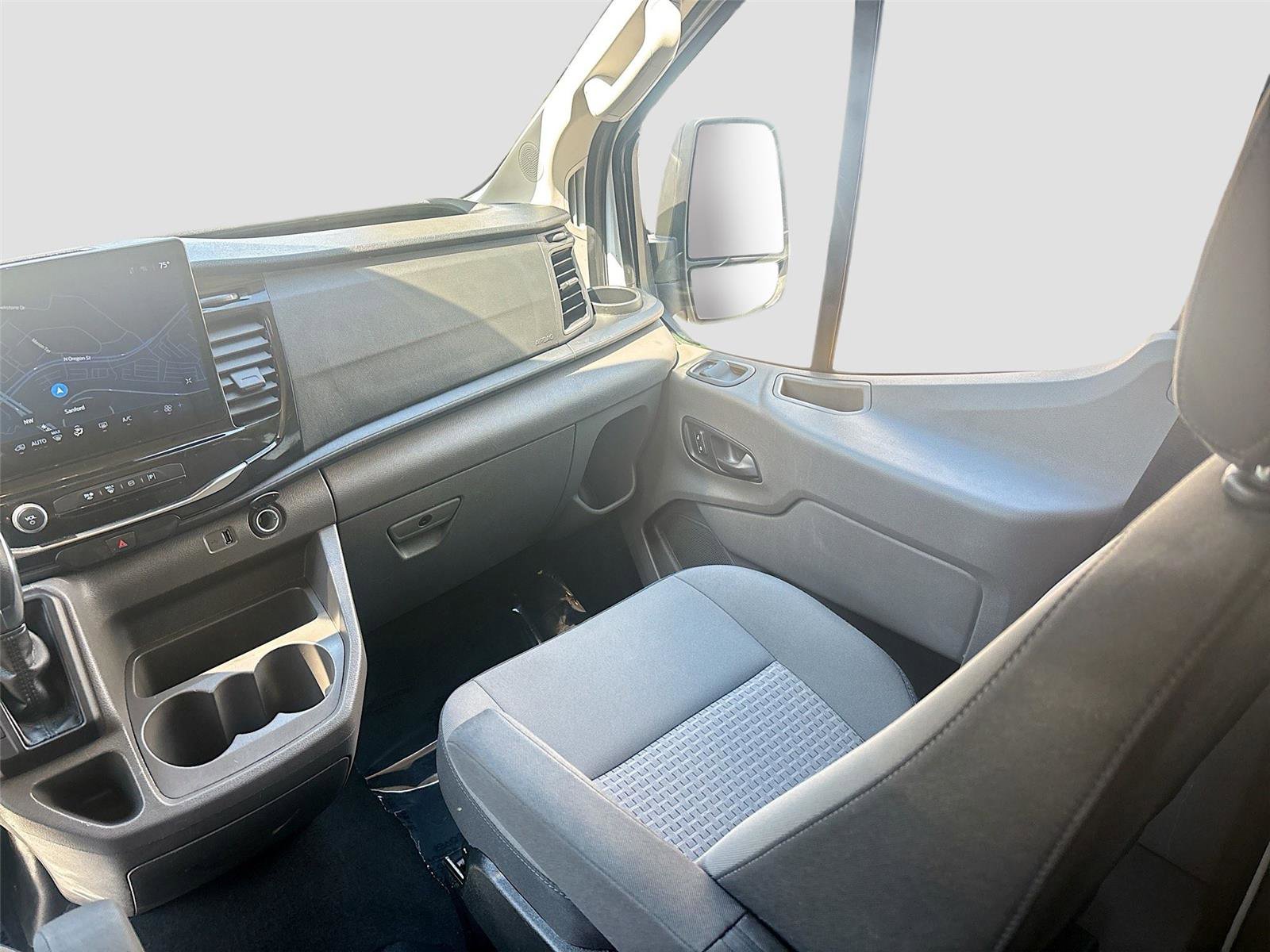 Used 2024 Ford Transit 350 XLT RWD image 25