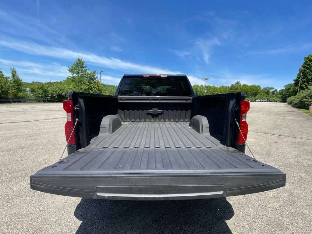 Used 2022 Chevrolet Silverado 1500 LT w/ Protection Package AWD/4WD image 19