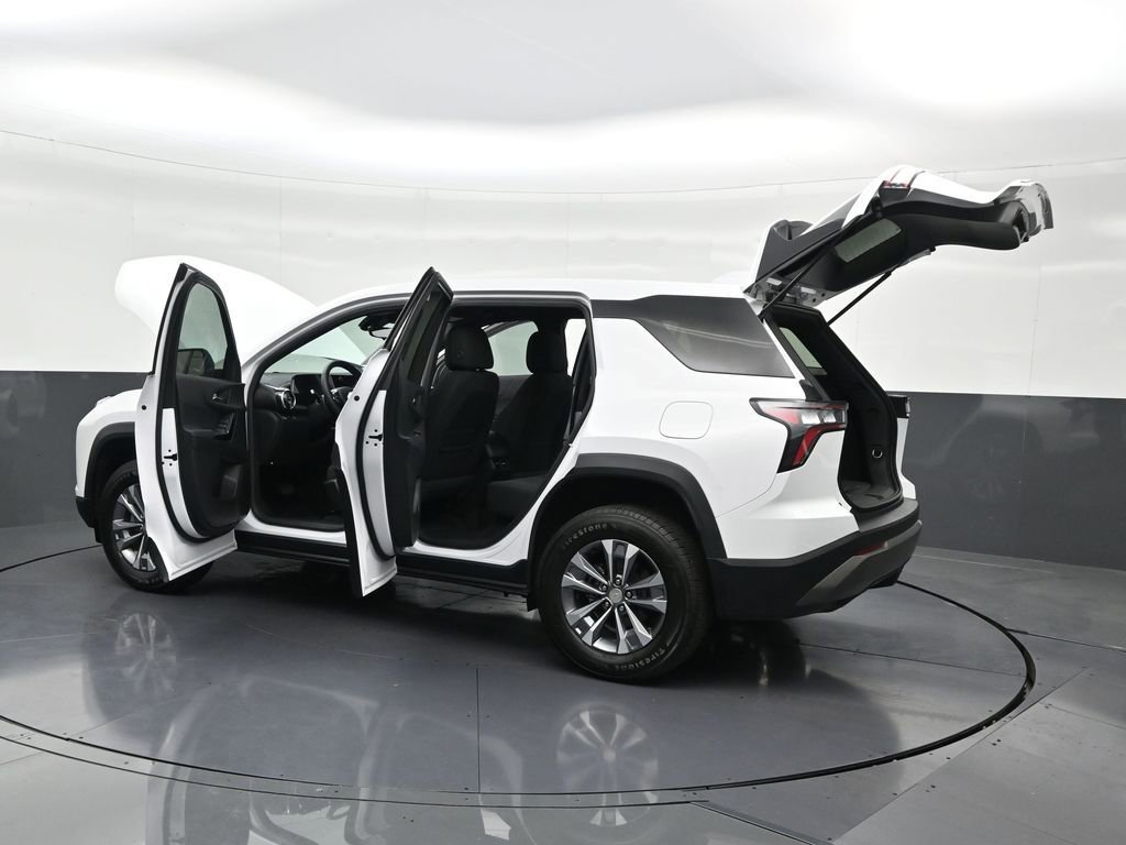 Used 2026 Chevrolet Equinox LT w/ Safety and Technology Package image 34