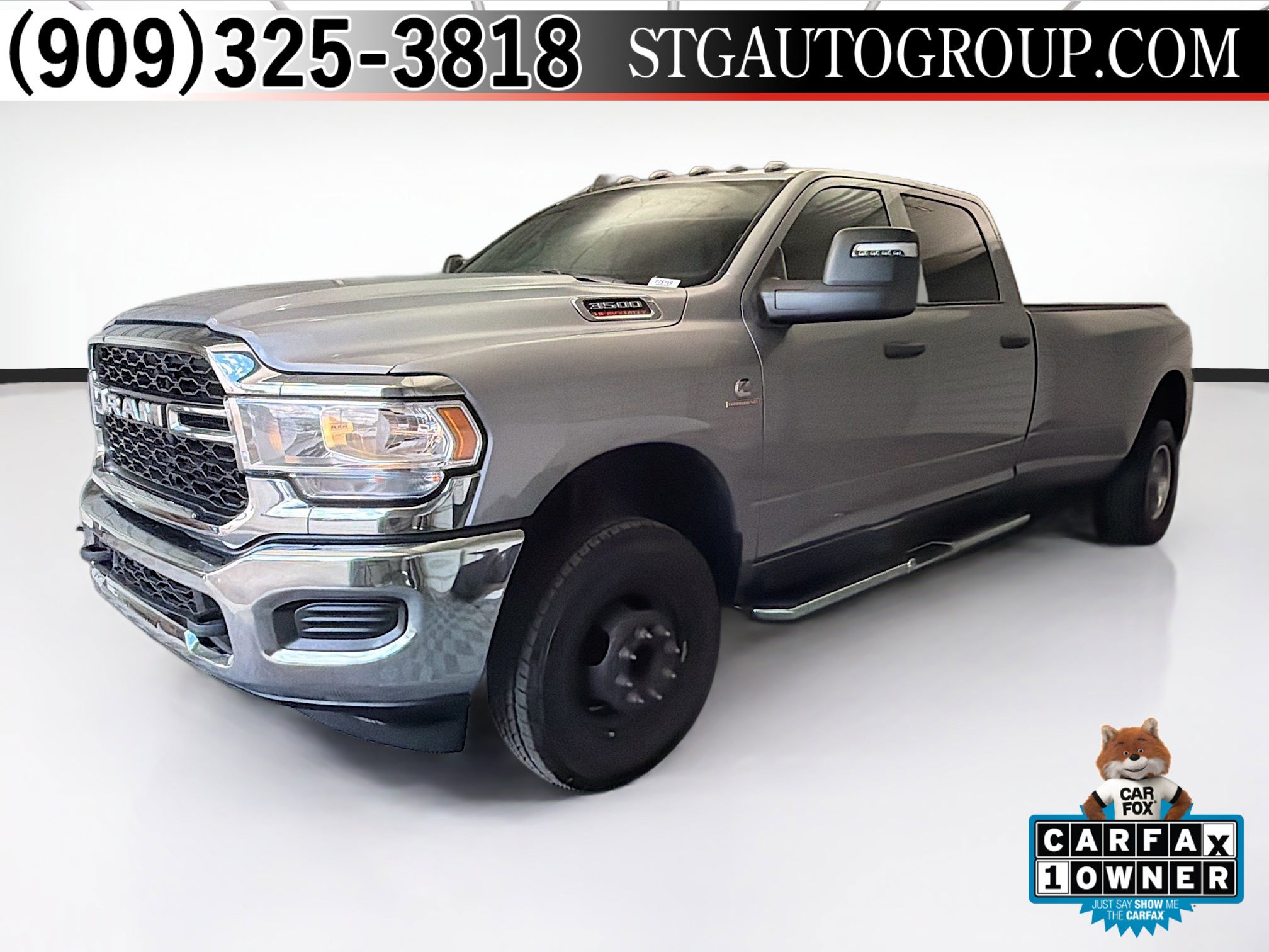 Used 2024 RAM 3500 Tradesman w/ Chrome Appearance Group AWD/4WD image 1