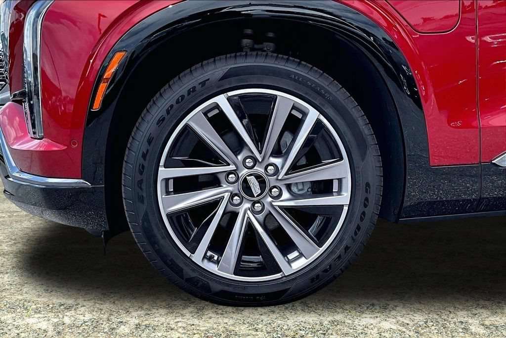 Certified 2026 Cadillac Vistiq Sport w/ LPO, Floor Liner Package AWD/4WD image 35