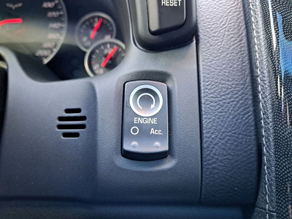 Used 2012 Chevrolet Corvette Coupe image 23