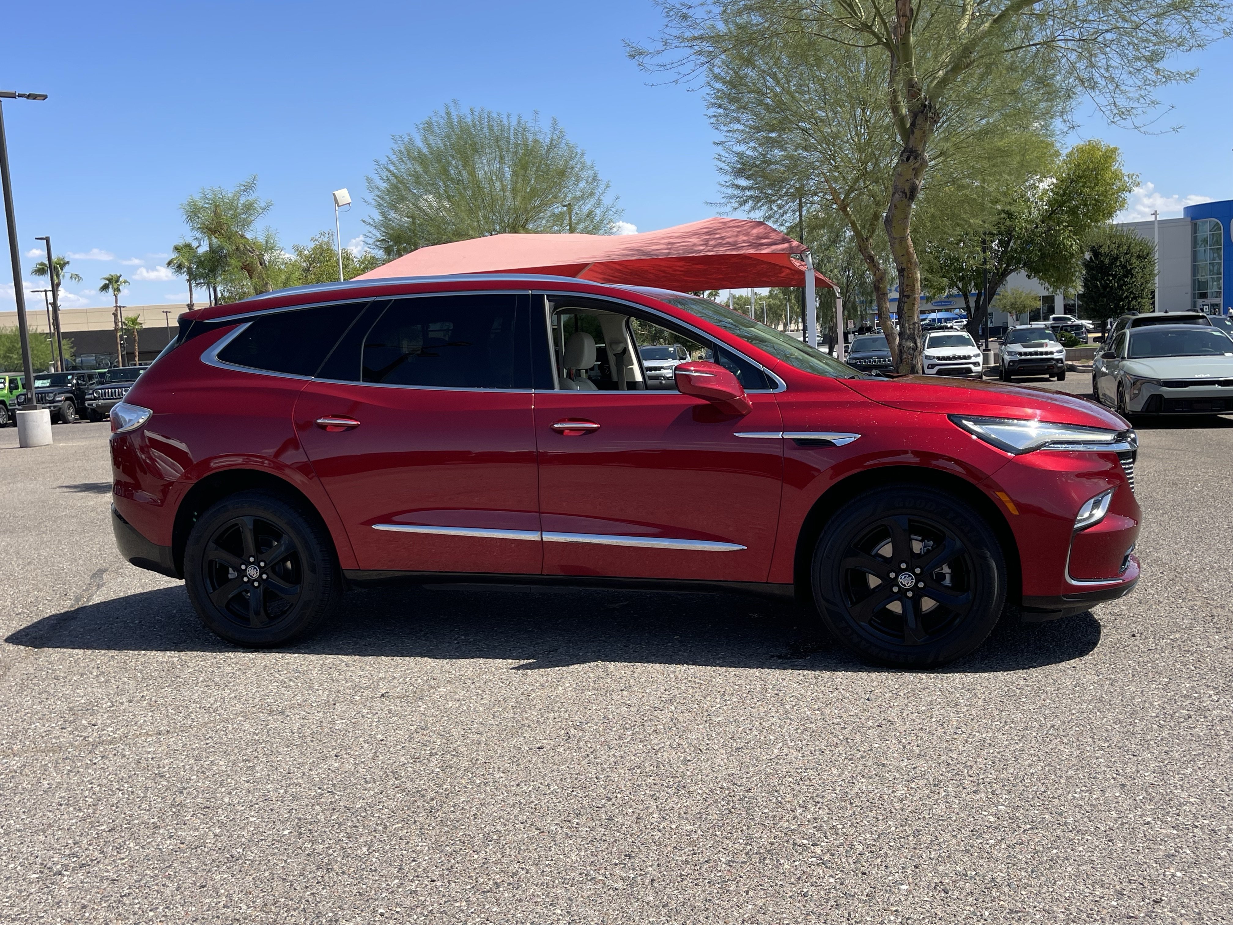 Used 2023 Buick Enclave Essence w/ Experience Buick Package FWD image 6
