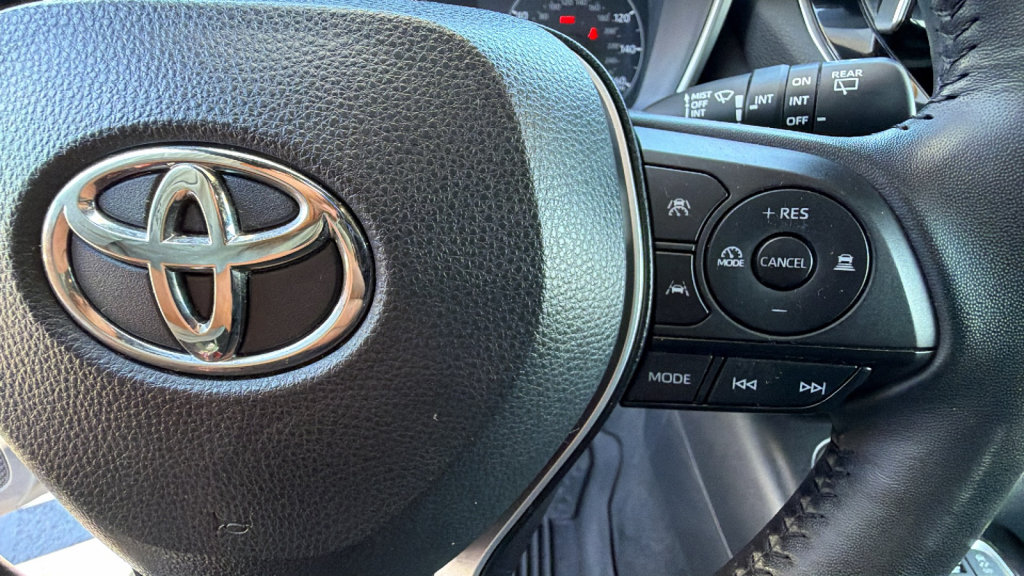 Certified 2024 Toyota Corolla SE FWD image 20
