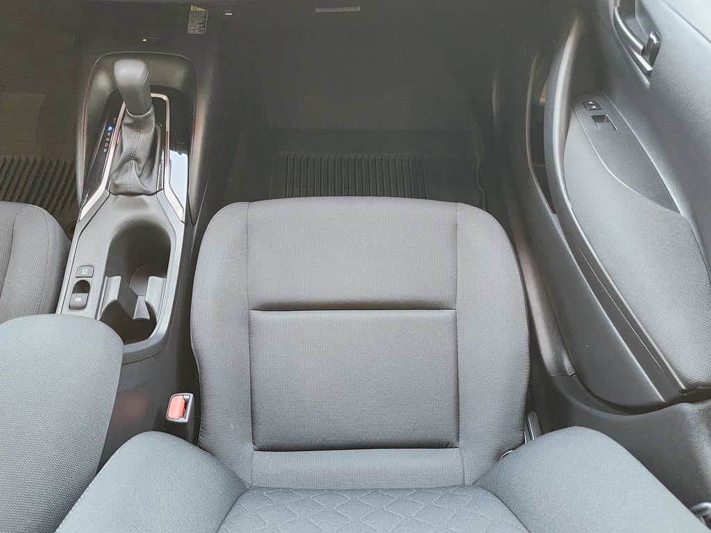 Used 2025 Toyota Corolla LE w/ LE Premium Package image 13