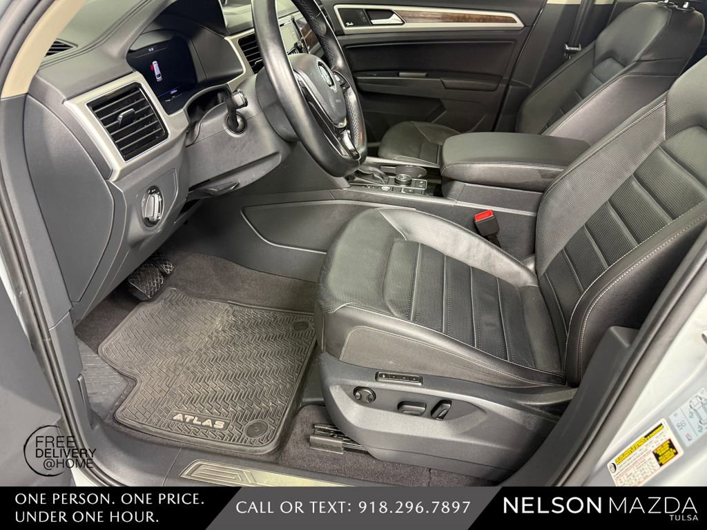 Used 2018 Volkswagen Atlas SEL Premium AWD/4WD image 18