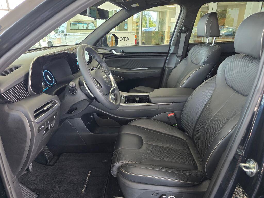 Used 2024 Hyundai Palisade Calligraphy AWD/4WD image 34
