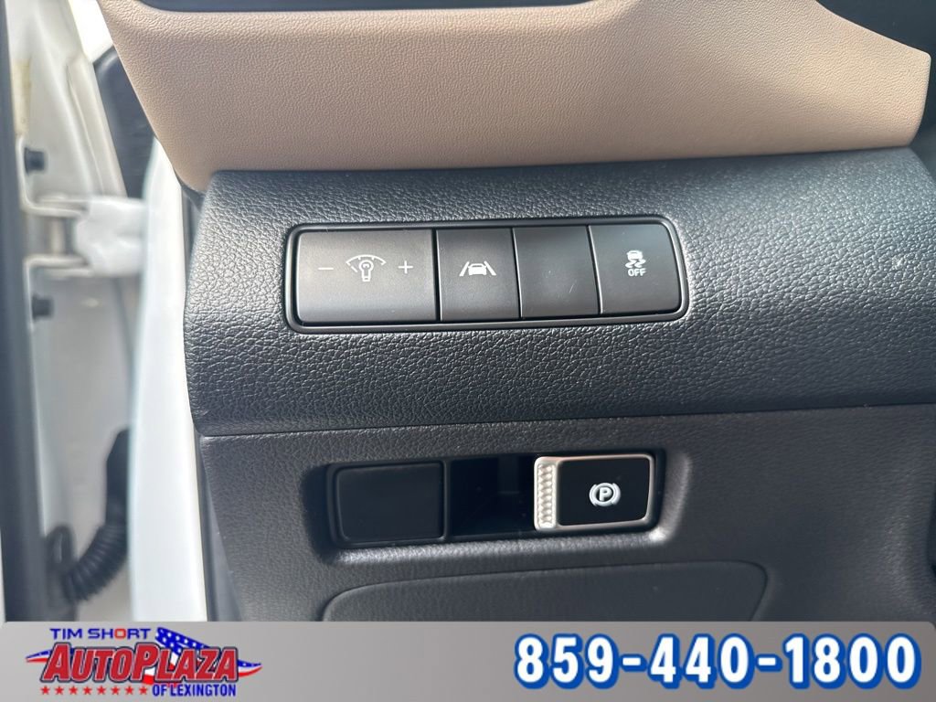 Used 2023 Hyundai Santa Fe SE AWD/4WD image 13