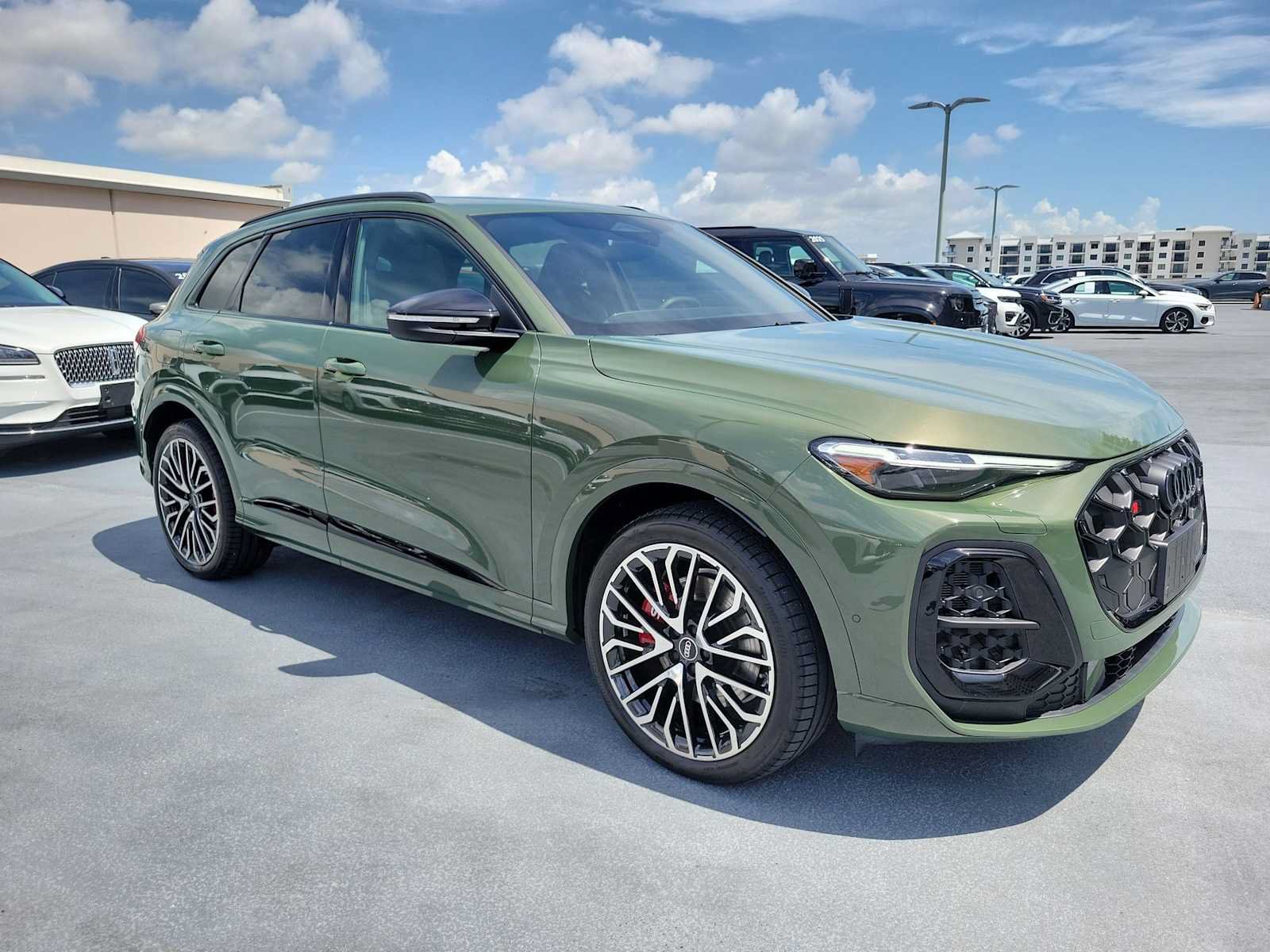 Certified 2025 Audi SQ5 Premium Plus AWD/4WD image 8