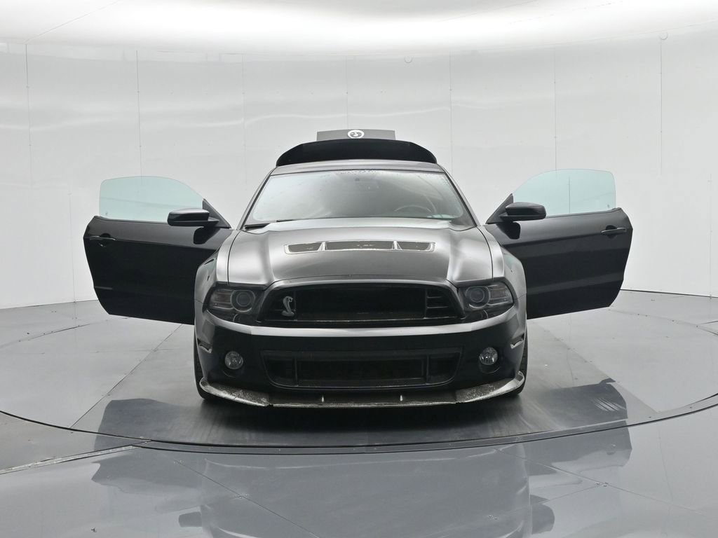 Used 2014 Ford Mustang Shelby GT500 w/ Equipment Group 821A image 29