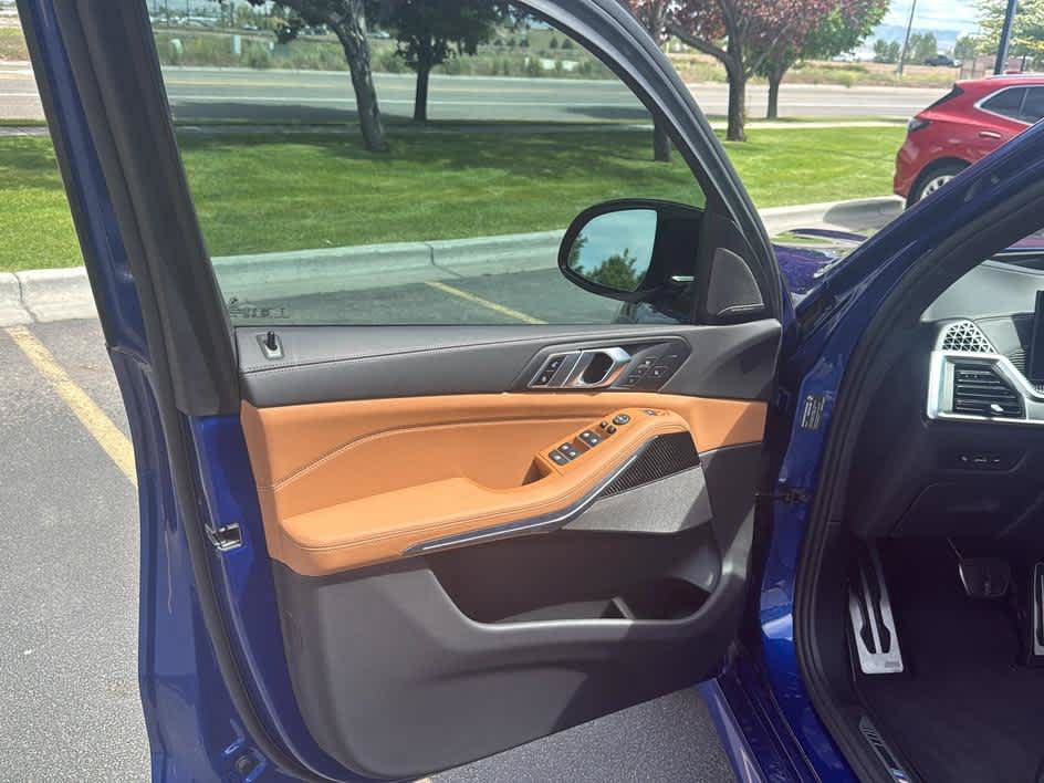 Used 2026 BMW X5 M60i AWD/4WD image 17