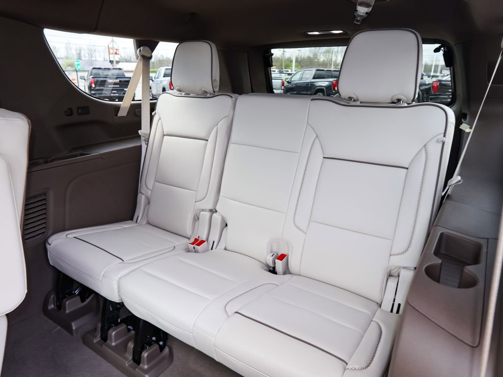 New 2026 GMC Yukon XL Denali image 14