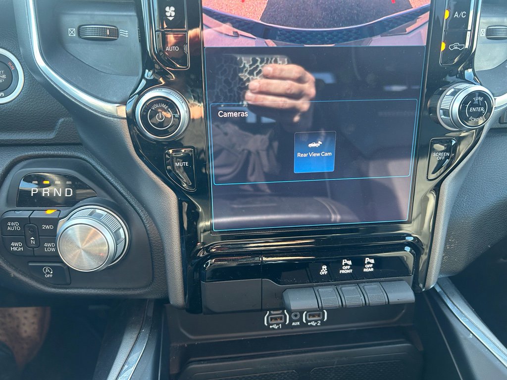 Used 2025 RAM 1500 Laramie image 14