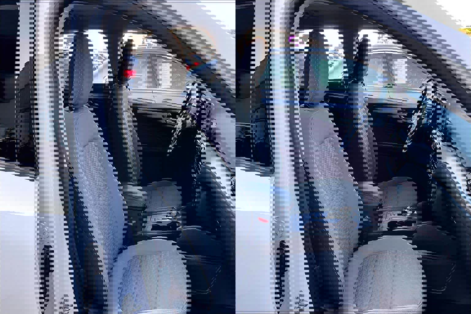 Used 2021 Ford Escape SE image 8