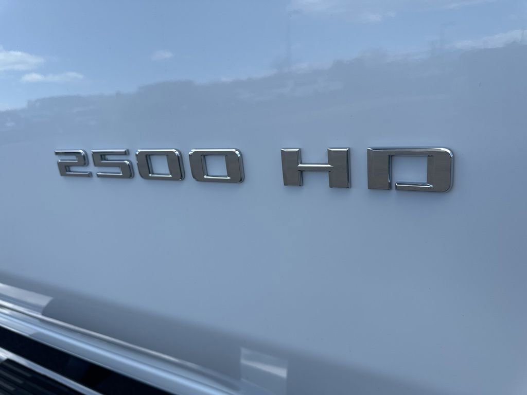 Used 2022 Chevrolet Silverado 2500 High Country w/ Z71 Off-Road Package image 41