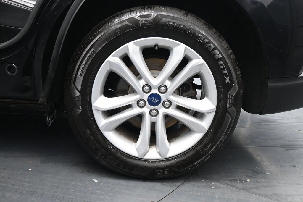 Used 2019 Ford Edge SEL w/ Equipment Group 201A AWD/4WD image 21